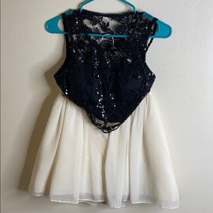 Two- piece homecoming fit